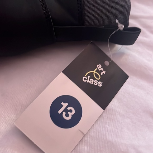 NWT BLACK BOOTS - Picture 7 of 8